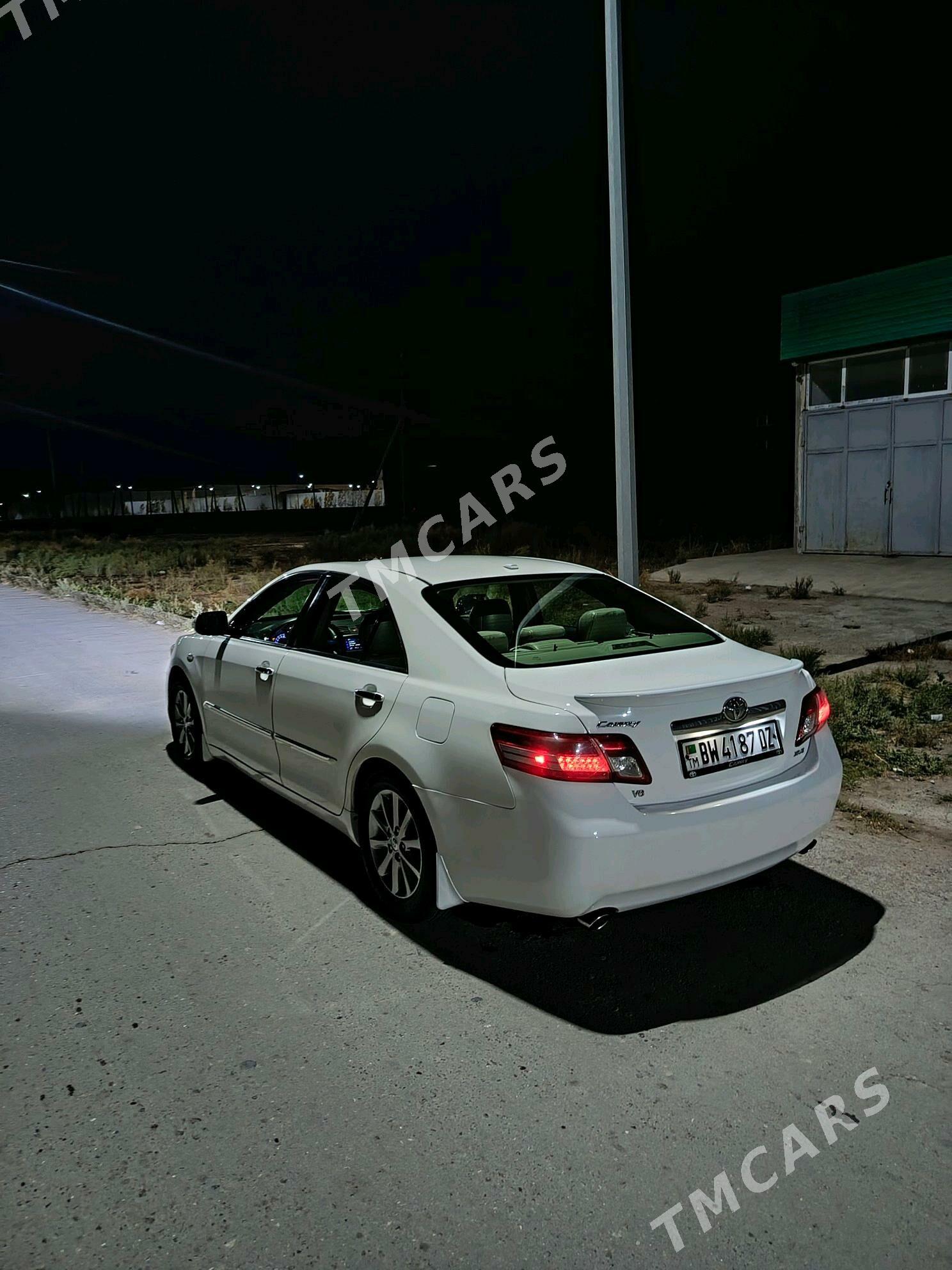 Toyota Camry 2010 - 178 000 TMT - Daşoguz - img 5