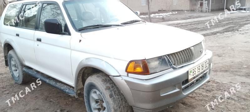 Mitsubishi Montero 1997 - 60 000 TMT - етр. Туркменбаши - img 2