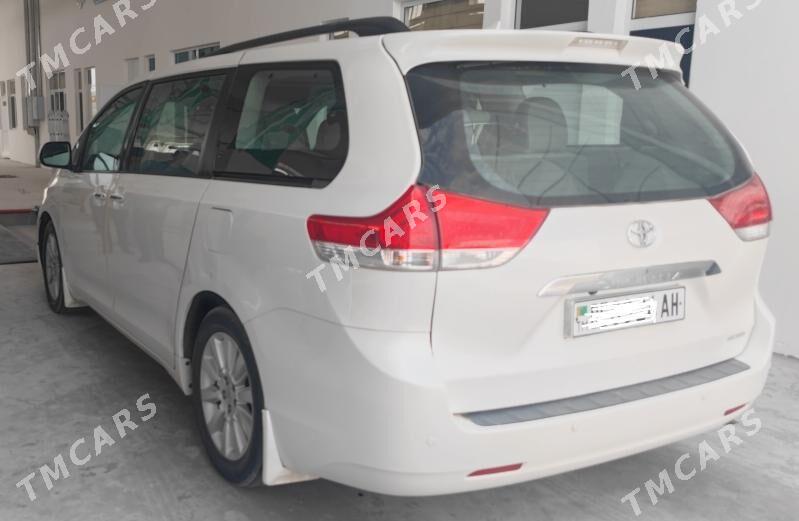 Toyota Sienna 2012 - 315 000 TMT - Aşgabat - img 5