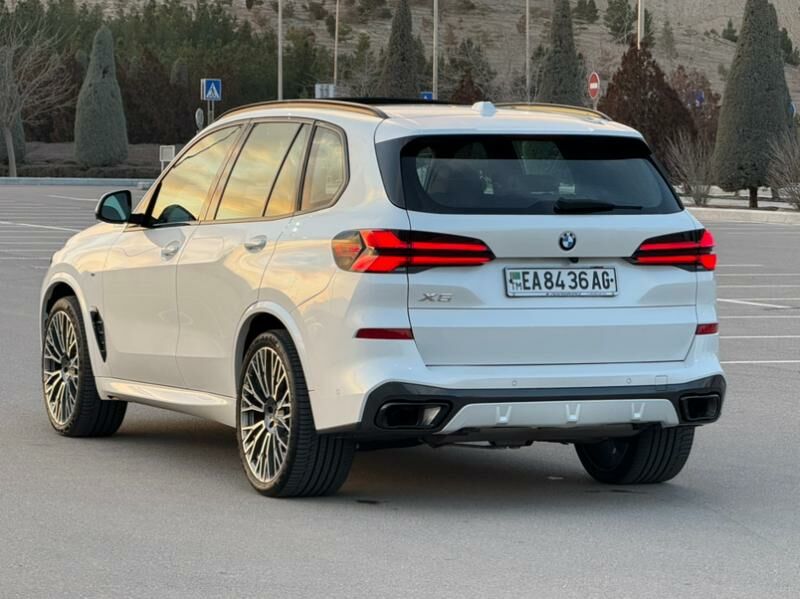 BMW X5 M 2024 - 1 950 000 TMT - Ашхабад - img 3