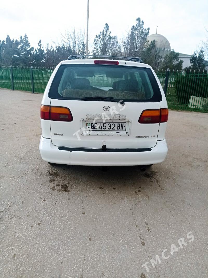 Toyota Sienna 2000 - 85 000 TMT - Эсенгулы - img 4