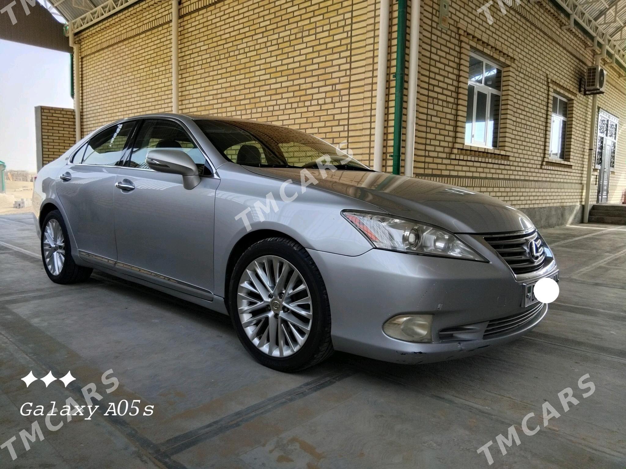 Lexus ES 350 2010 - 250 000 TMT - Ak bugdaý etraby - img 3