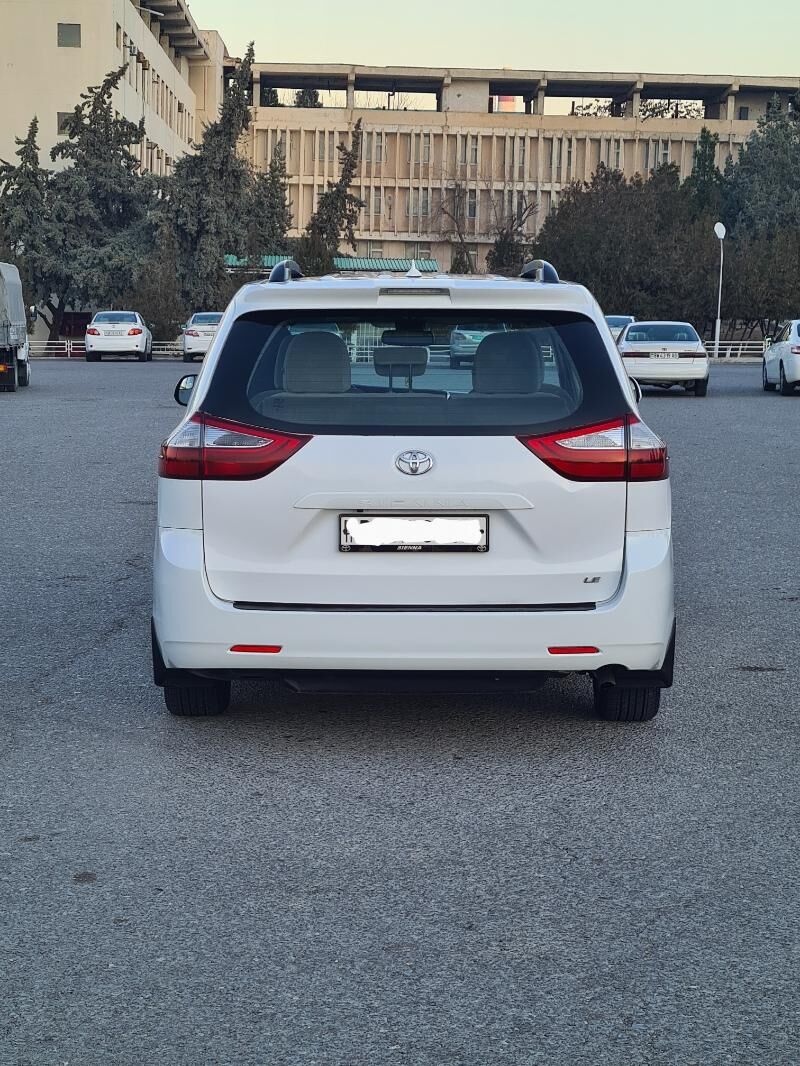 Toyota Sienna 2018 - 347 000 TMT - Aşgabat - img 8