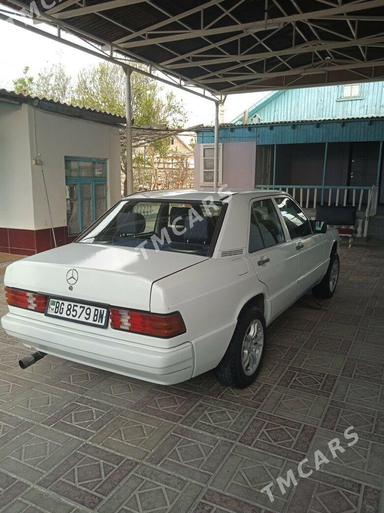 Mercedes-Benz 190E 1988 - 30 000 TMT - Балканабат - img 8