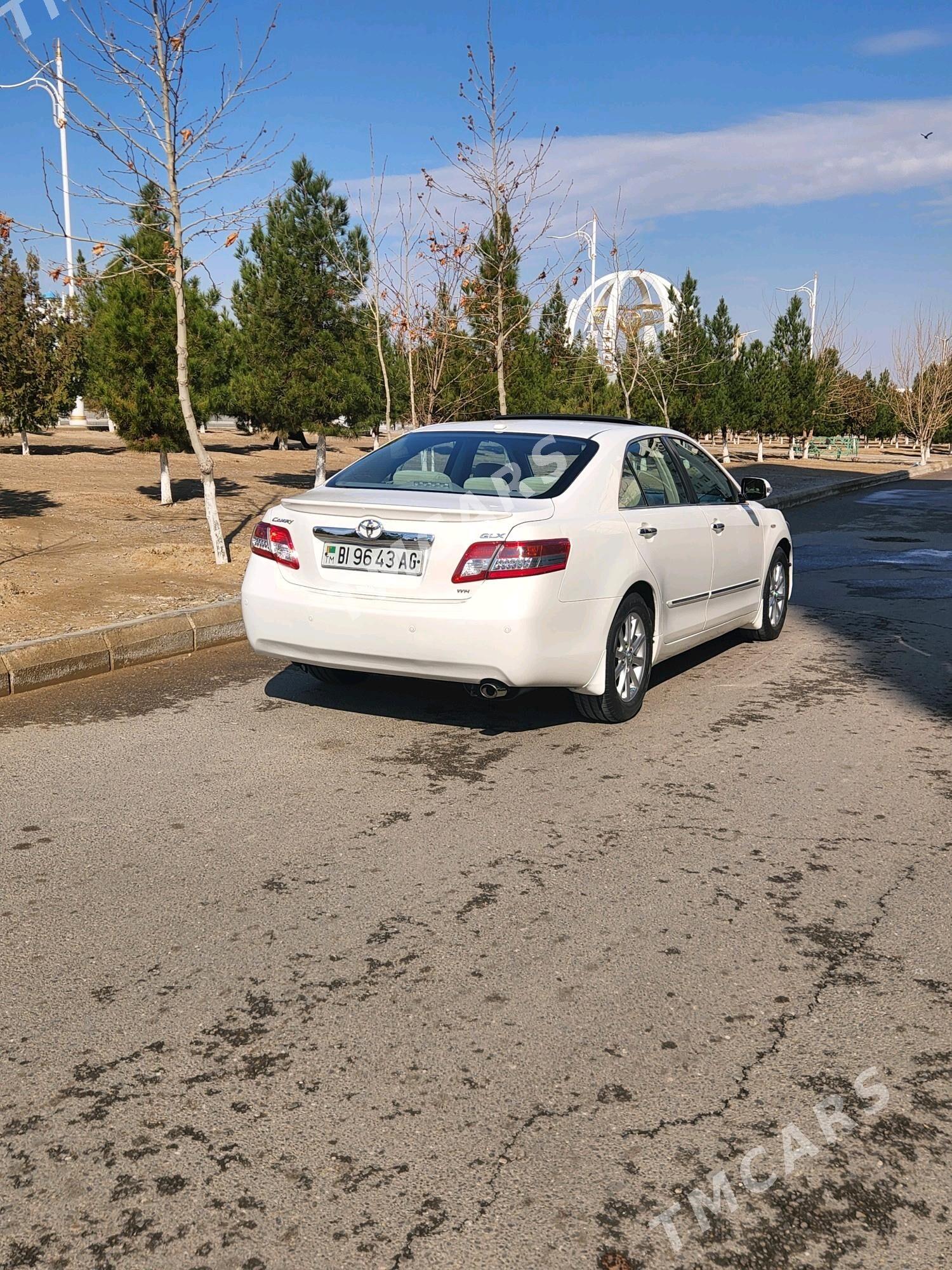 Toyota Camry 2010 - 200 000 TMT - Aşgabat - img 3