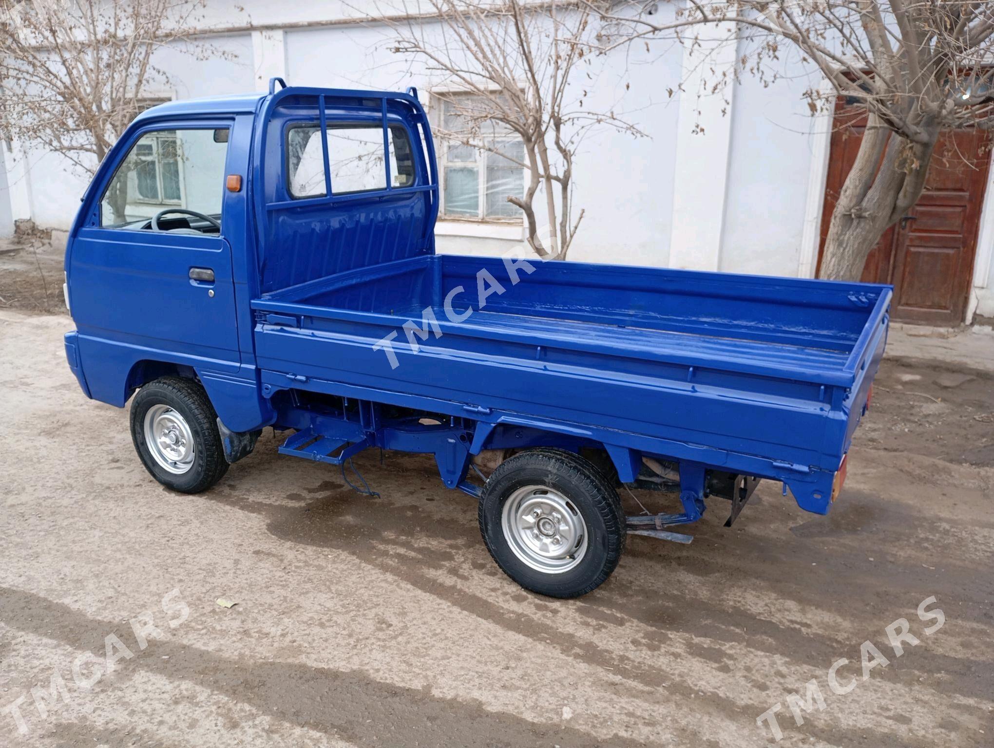 Kia Bongo 2001 - 50 000 TMT - Дашогуз - img 3