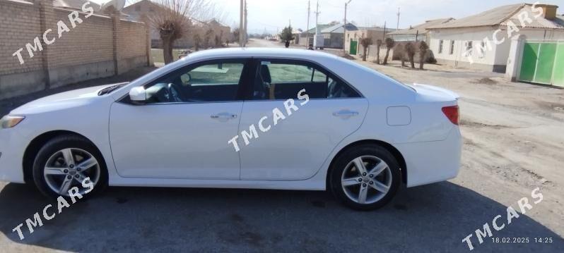 Toyota Camry 2013 - 210 000 TMT - Кака - img 4