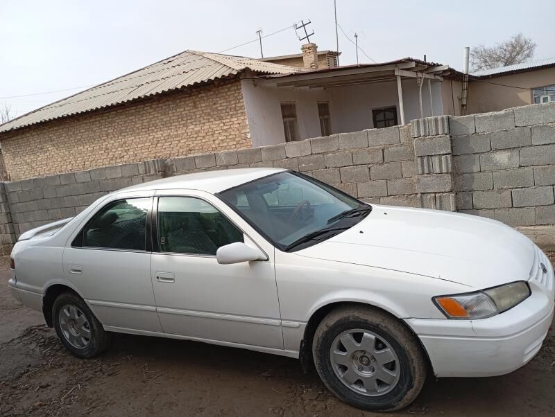 Toyota Camry 1998 - 105 000 TMT - Köneürgenç - img 6