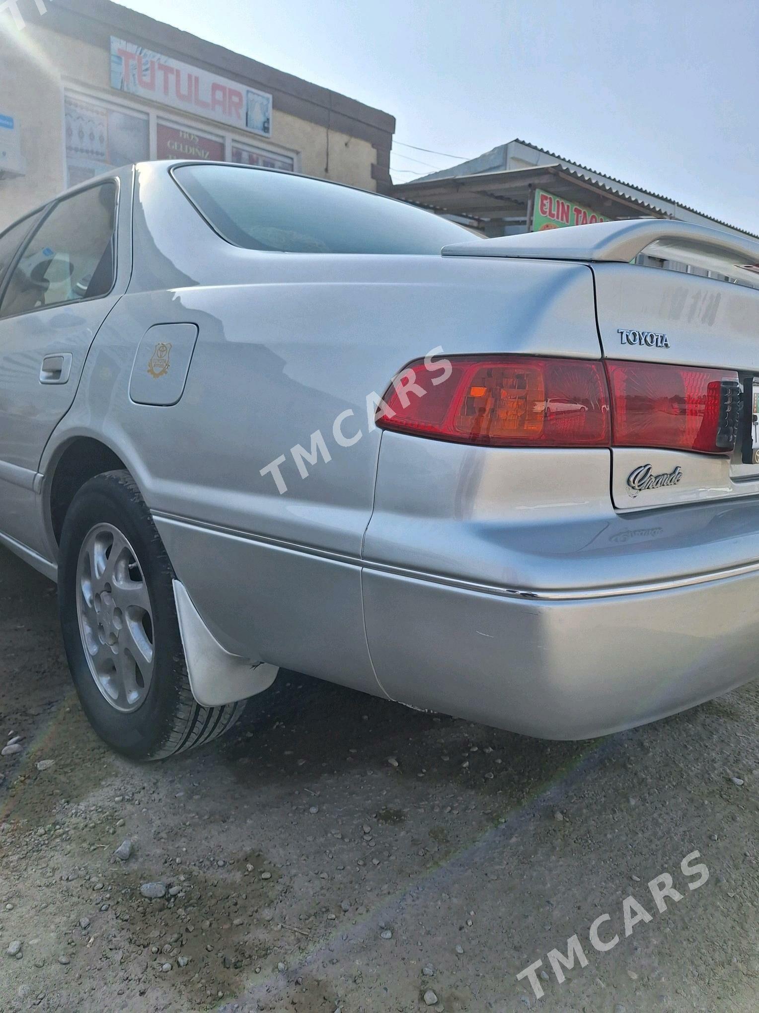 Toyota Camry 2001 - 130 000 TMT - Mary - img 2