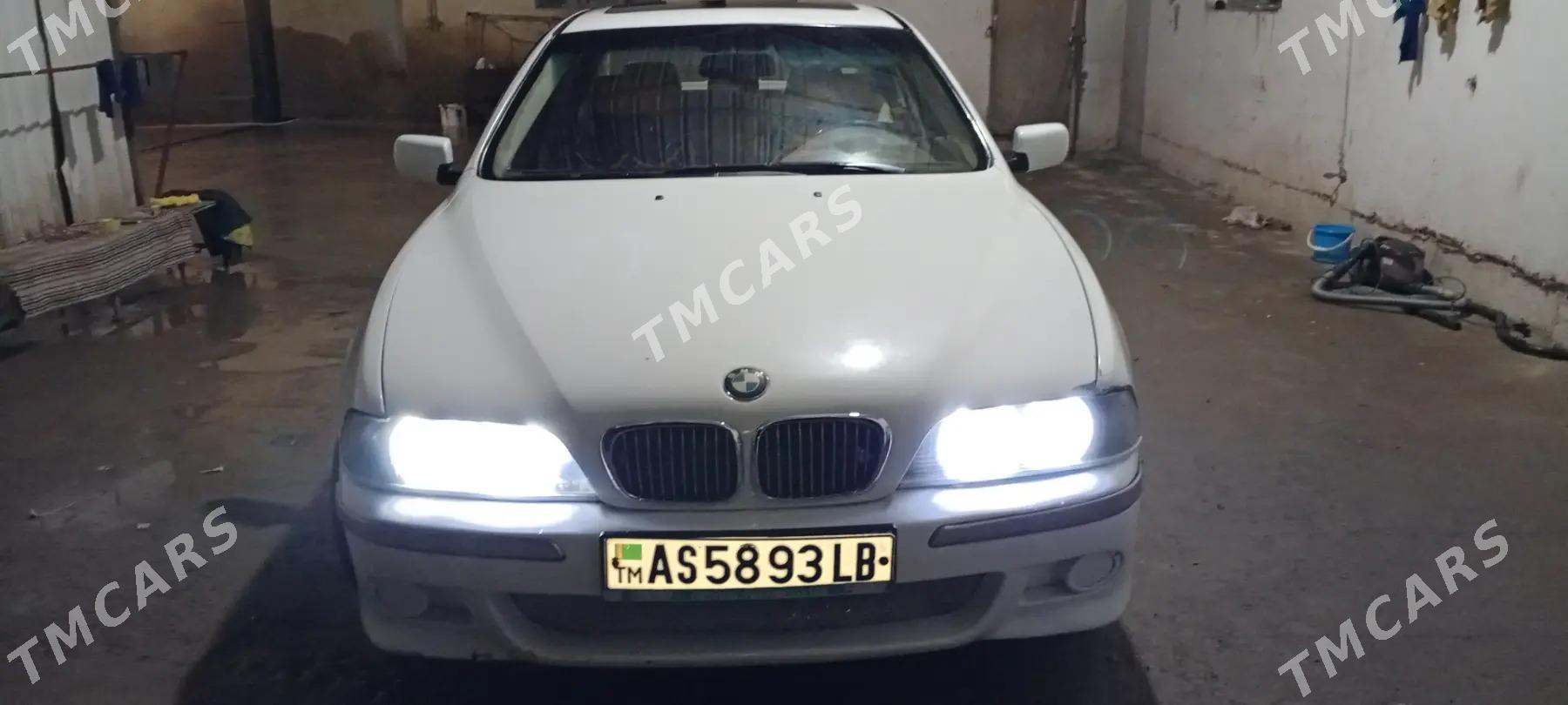 BMW E39 2003 - 80 000 TMT - Дянев - img 5