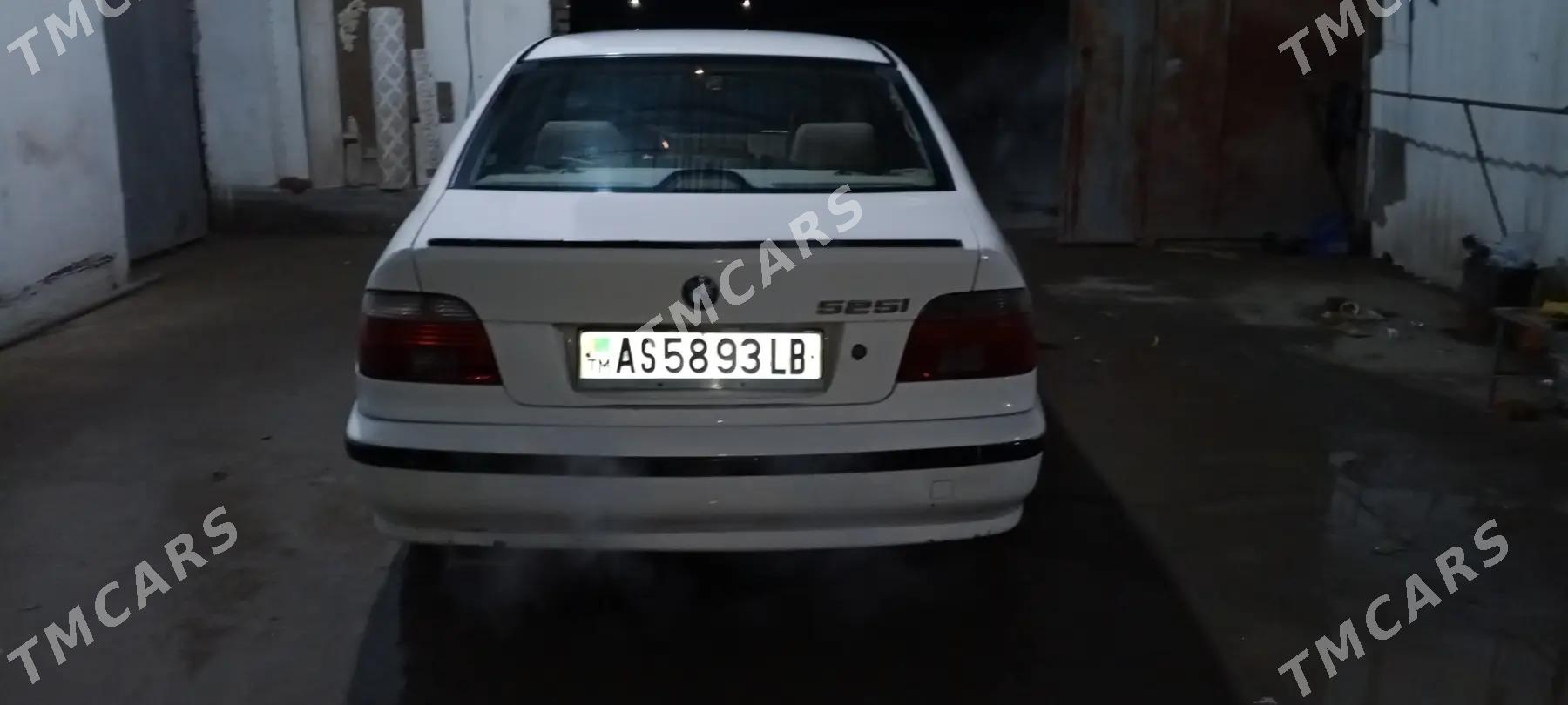 BMW E39 2003 - 80 000 TMT - Дянев - img 8