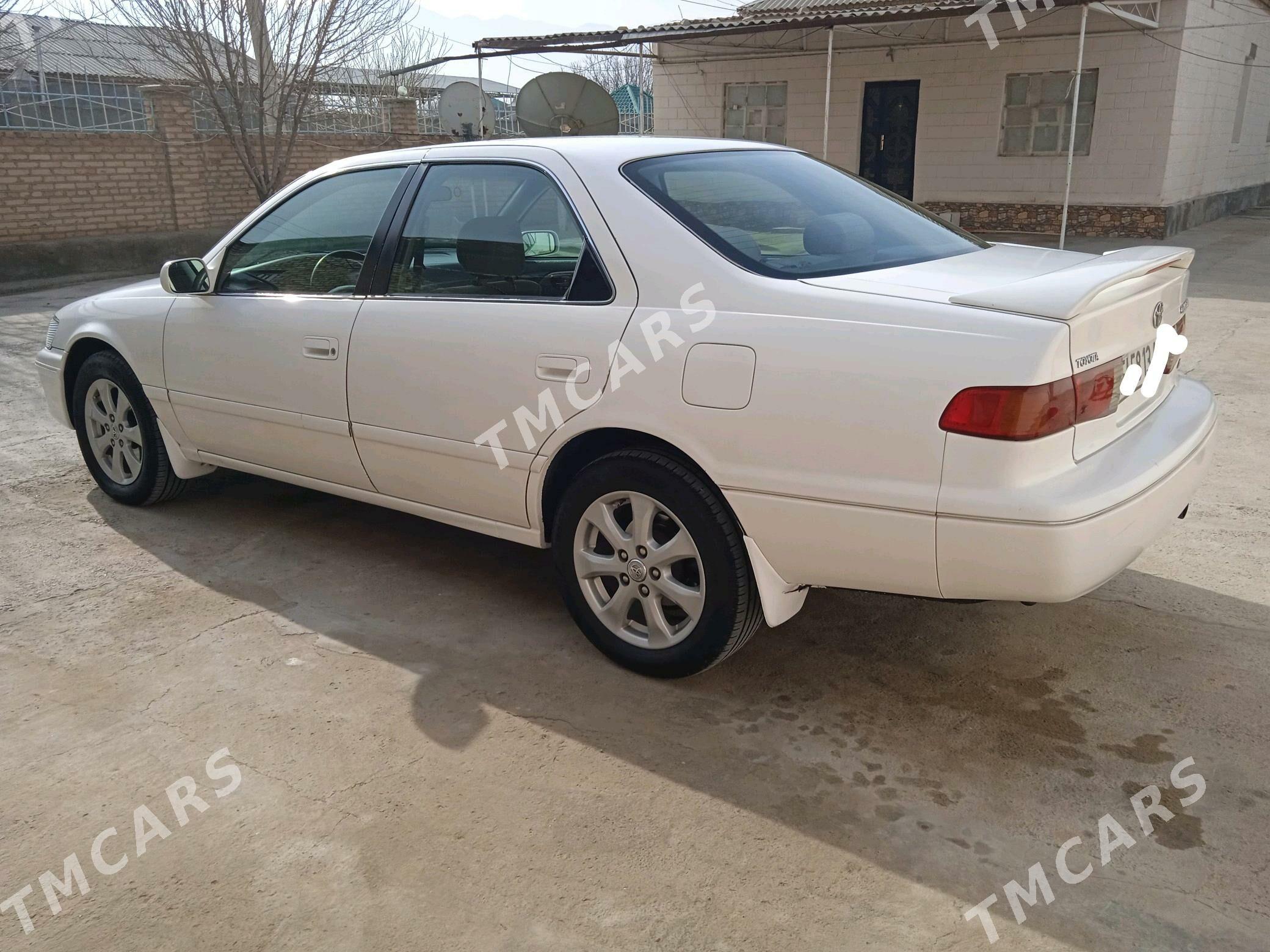 Toyota Camry 1998 - 130 000 TMT - Бахарден - img 4