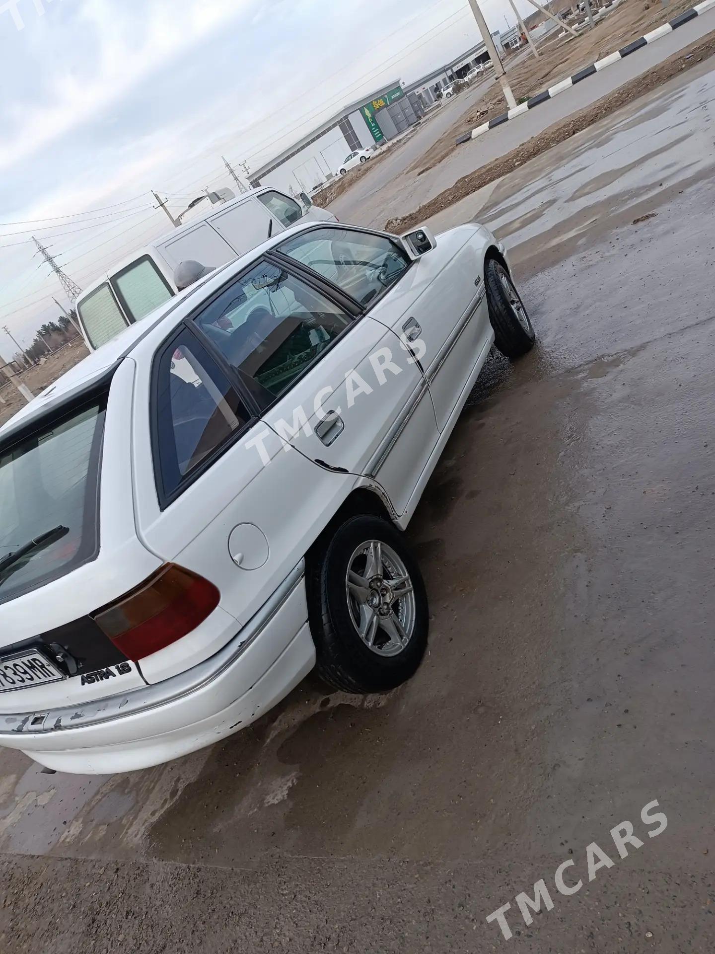 Opel Astra 1992 - 35 000 TMT - Мары - img 3