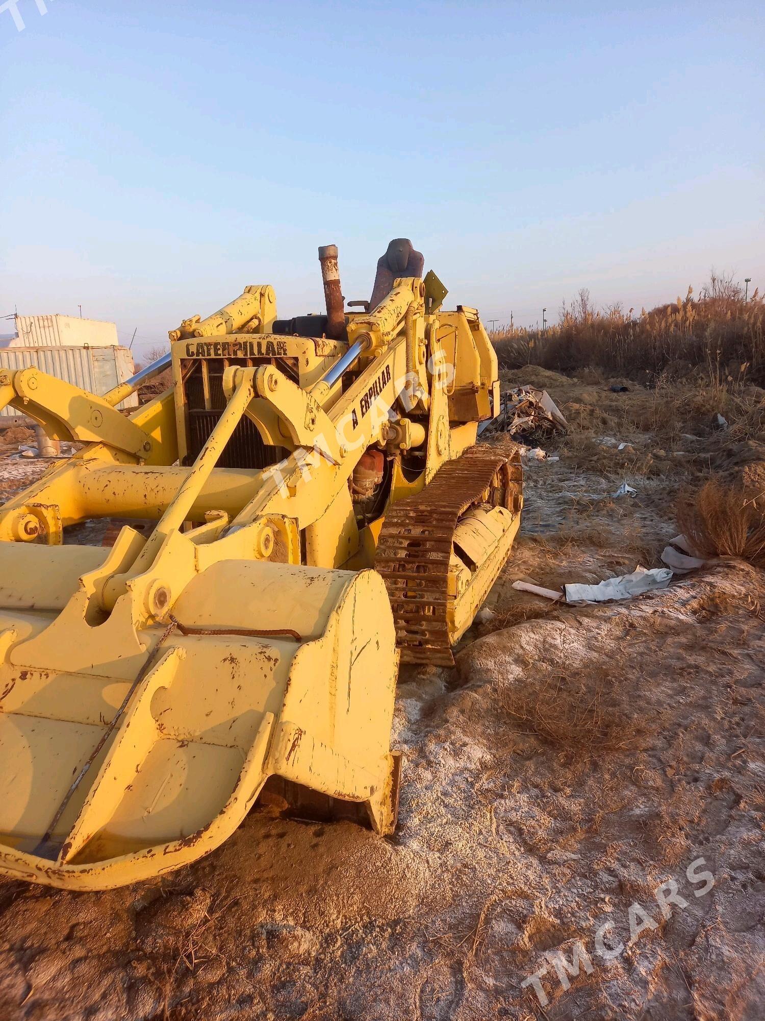 Caterpillar Dozer 2010 - 140 000 TMT - Тязе заман - img 4