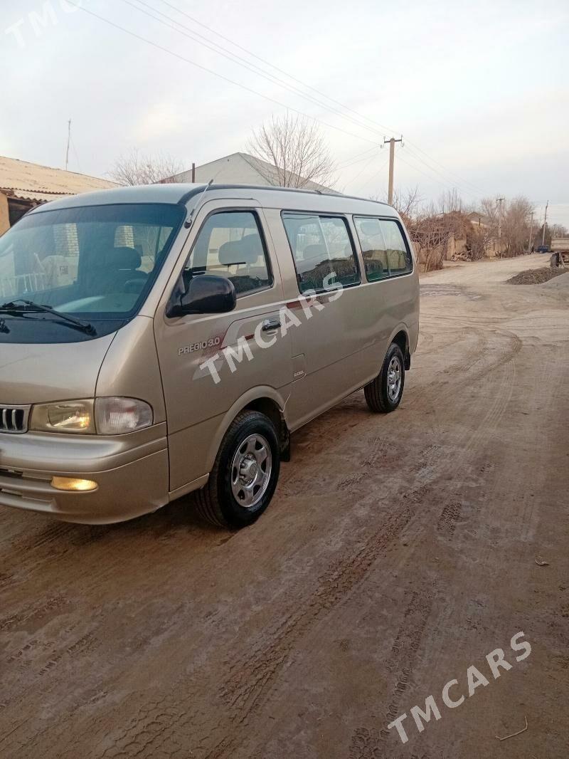 Toyota Hiace 2002 - 100 000 TMT - Daşoguz - img 4