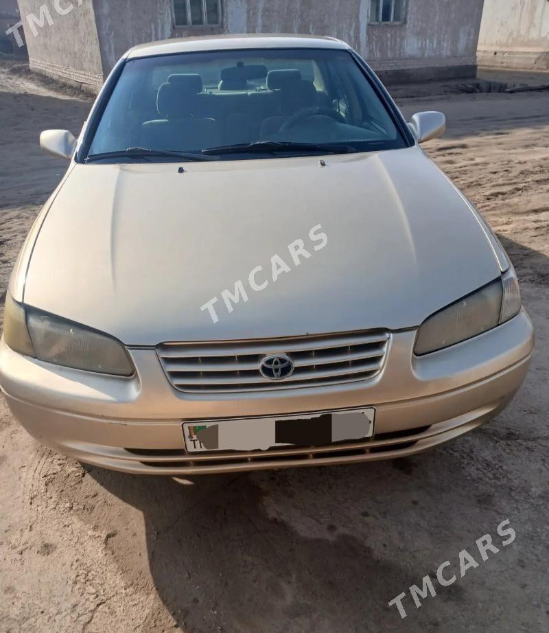 Toyota Camry 1997 - 120 000 TMT - Кёнеургенч - img 2