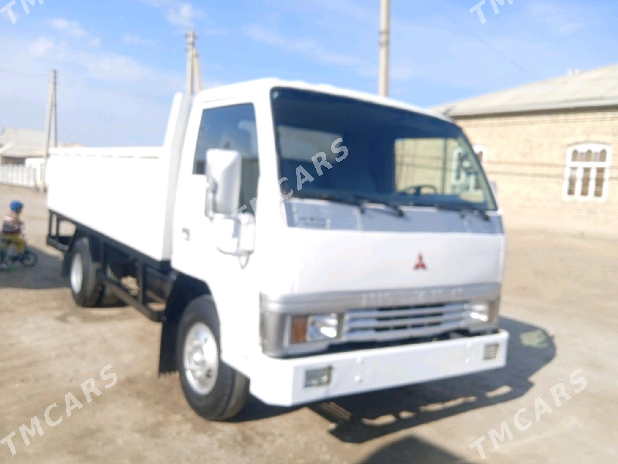 Mitsubishi Canter 1992 - 165 000 TMT - Мары - img 3