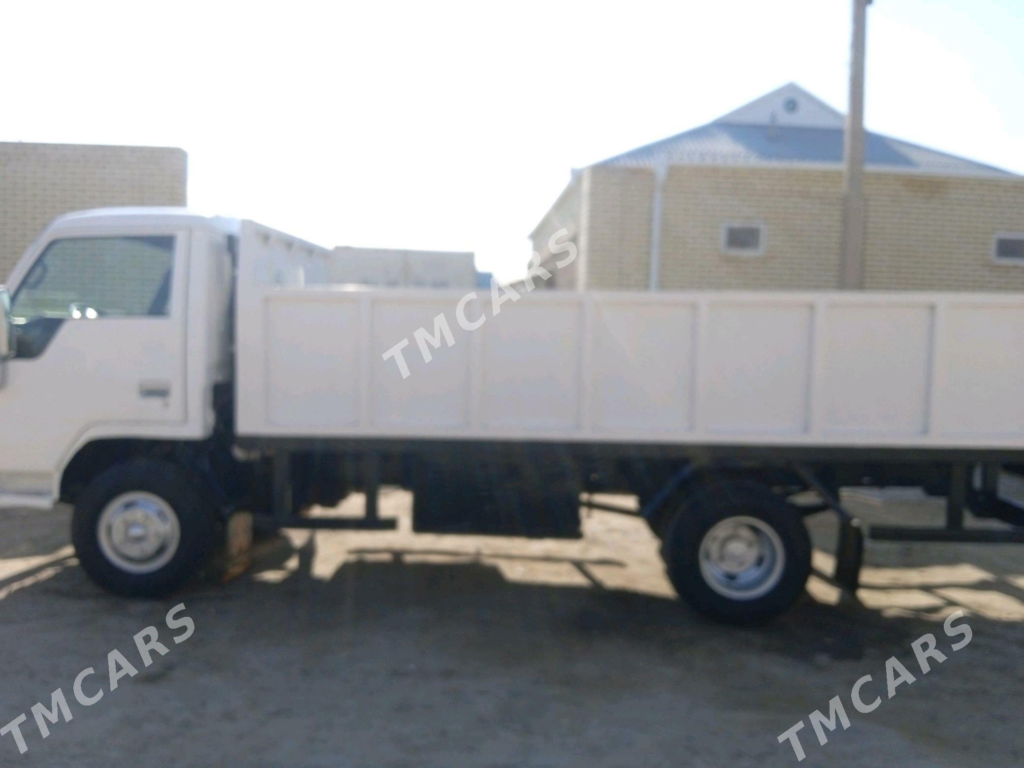 Mitsubishi Canter 1992 - 165 000 TMT - Мары - img 4