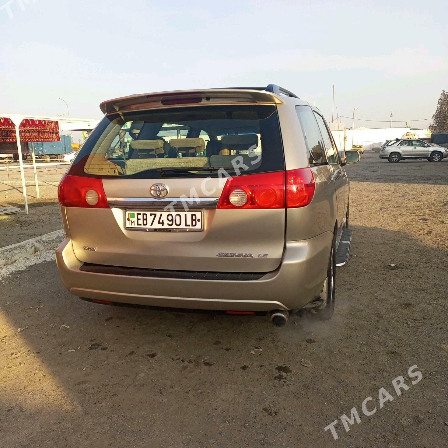 Toyota Sienna 2007 - 210 000 TMT - Туркменабат - img 3