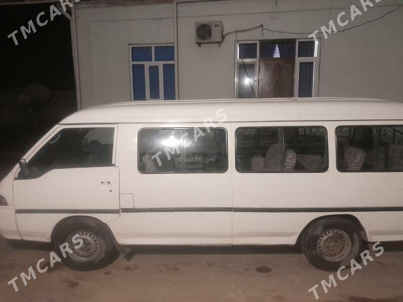 Toyota Hiace 2003 - 60 000 TMT - Байрамали - img 7