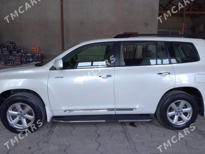 Toyota Highlander 2008 - 265 000 TMT - Дянев - img 5