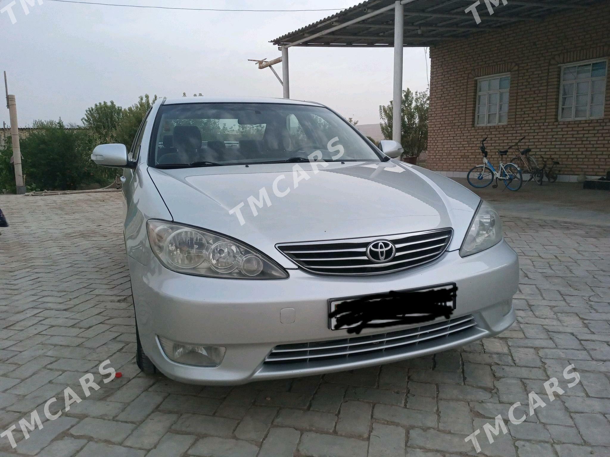 Toyota Camry 2005 - 185 000 TMT - Тагтабазар - img 2