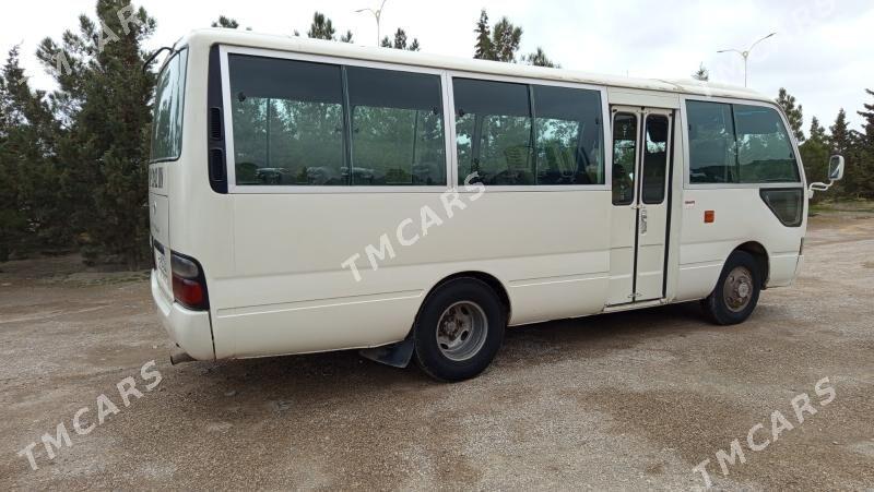 Toyota Coaster 2010 - 300 000 TMT - Türkmenbaşy - img 2