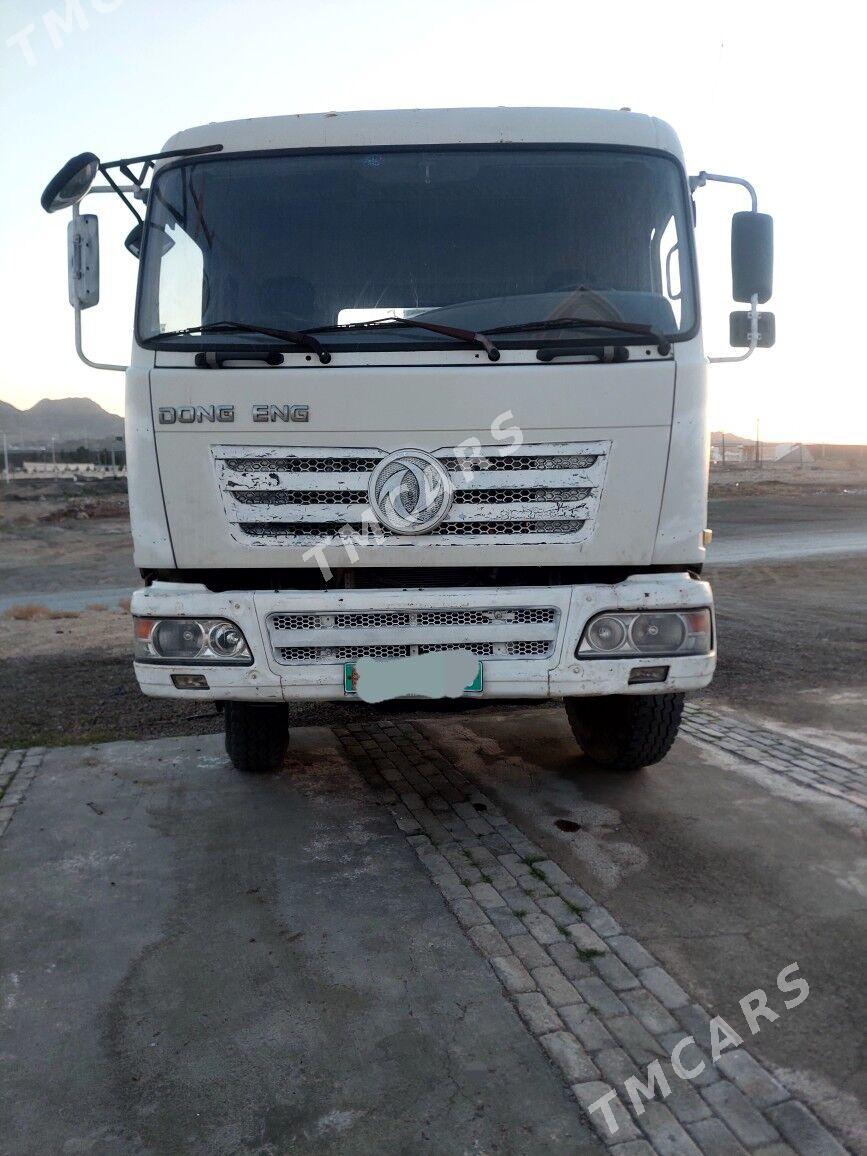 Howo Sinotruk 2014 - 280 000 TMT - Туркменбаши - img 8