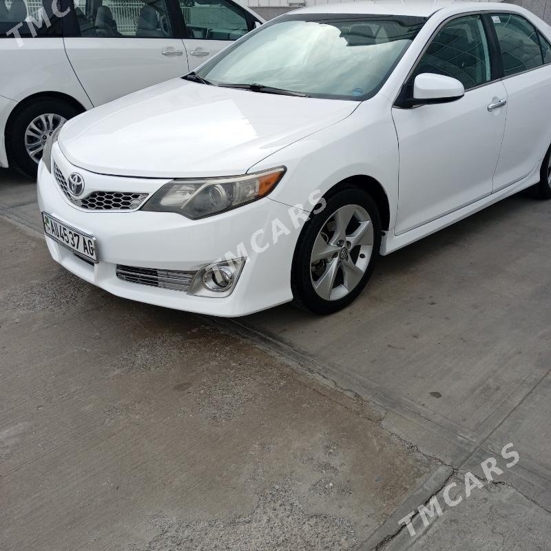 Toyota Camry 2013 - 220 000 TMT - 10 мкр - img 2