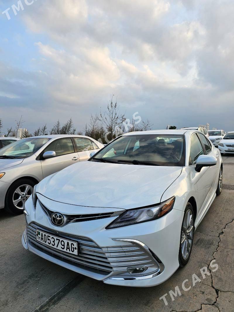 Toyota Camry 2021 - 290 000 TMT - Aşgabat - img 3