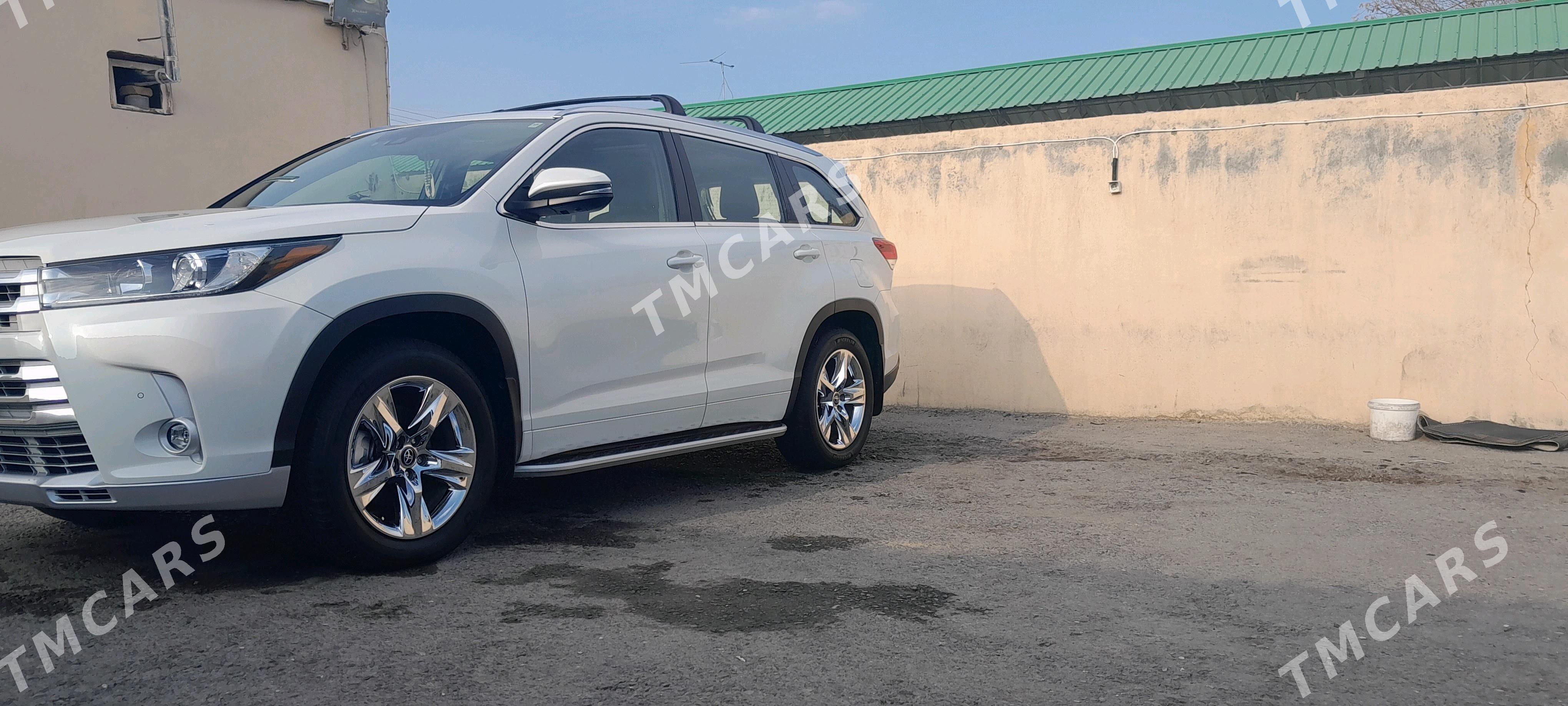 Toyota Highlander 2019 - 490 000 TMT - Aşgabat - img 2