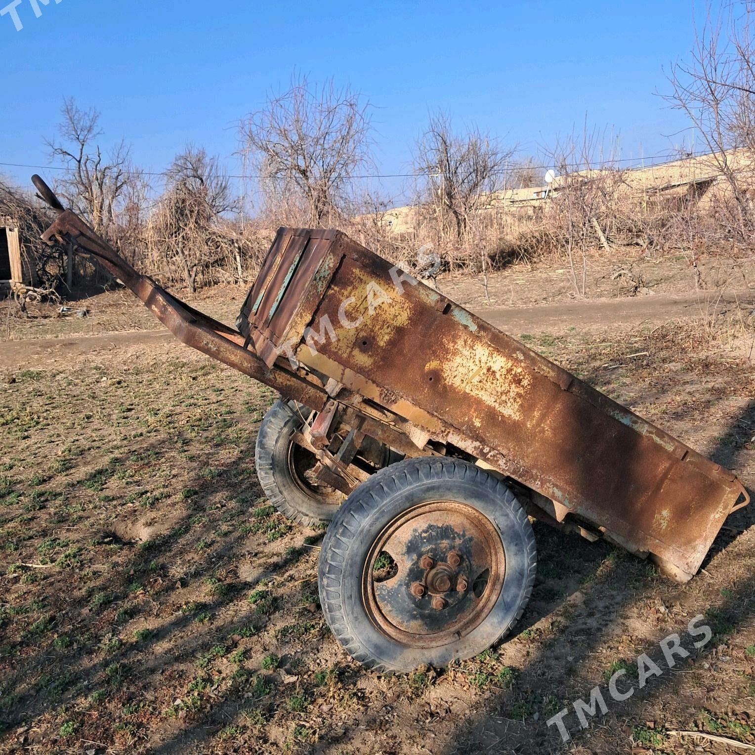 MTZ T-28 1985 - 23 000 TMT - Çärjew - img 3