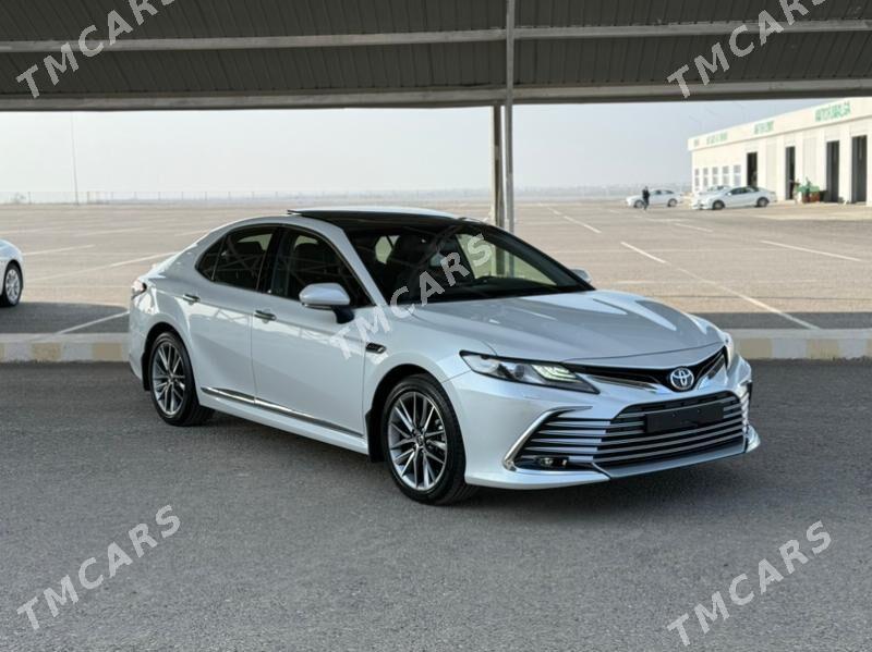 Toyota Camry 2022 - 710 000 TMT - Ашхабад - img 4