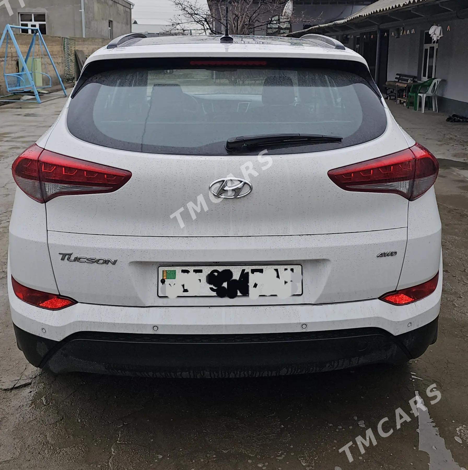 Hyundai Tucson 2015 - 285 000 TMT - Ak bugdaý etraby - img 4