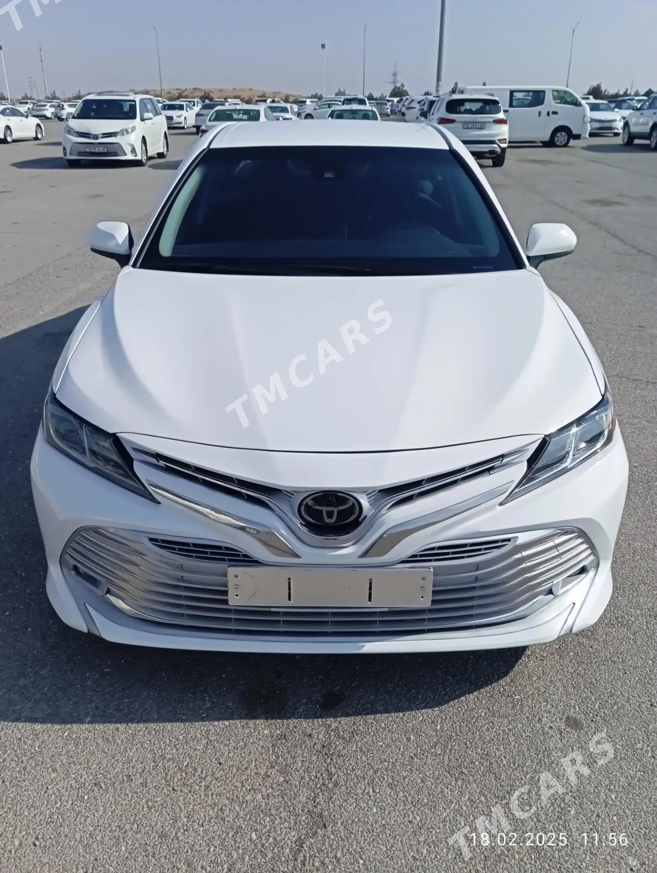 Toyota Camry 2018 - 295 000 TMT - Ашхабад - img 2