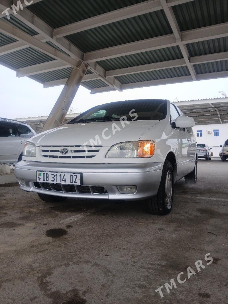 Toyota Sienna 2002 - 190 000 TMT - Daşoguz - img 2