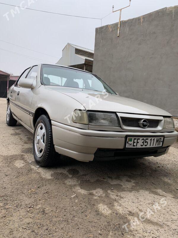 Opel Vectra 1990 - 32 000 TMT - Мары - img 5