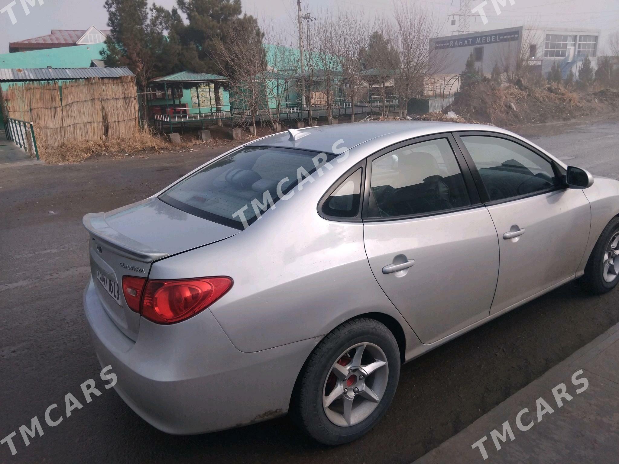 Hyundai Elantra 2010 - 130 000 TMT - Туркменабат - img 4