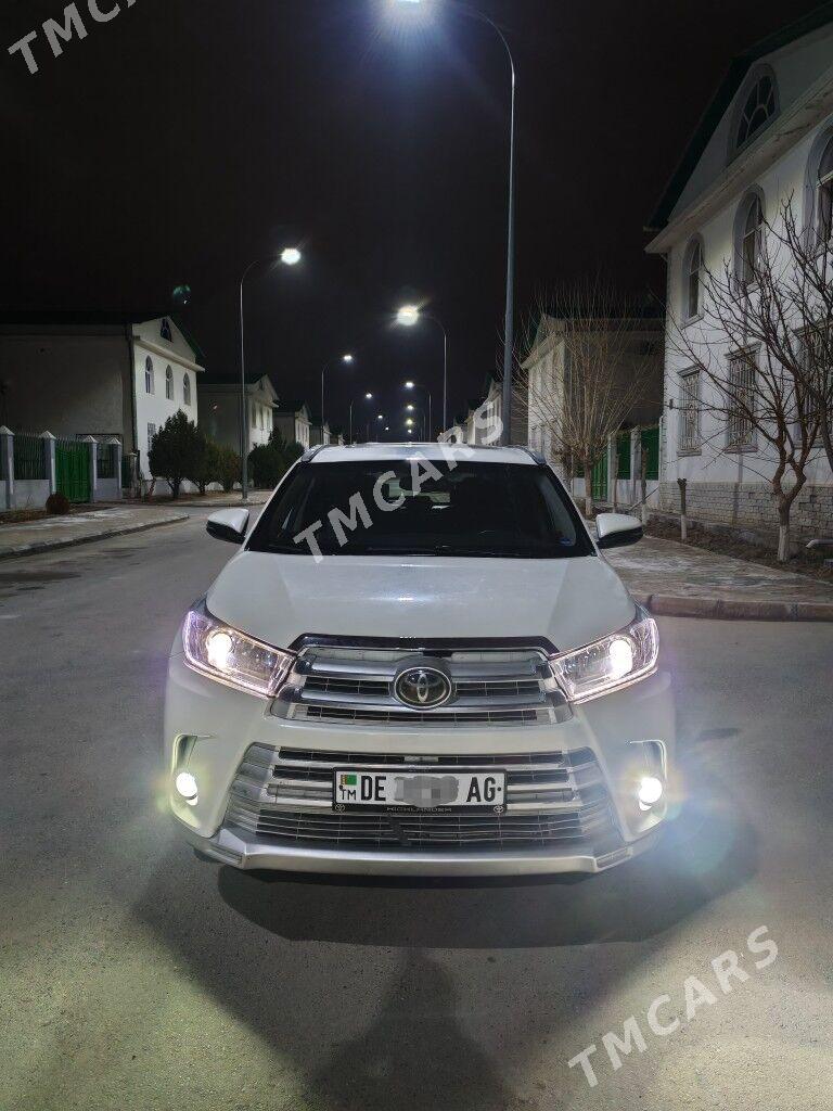 Toyota Highlander 2018 - 327 000 TMT - Aşgabat - img 5