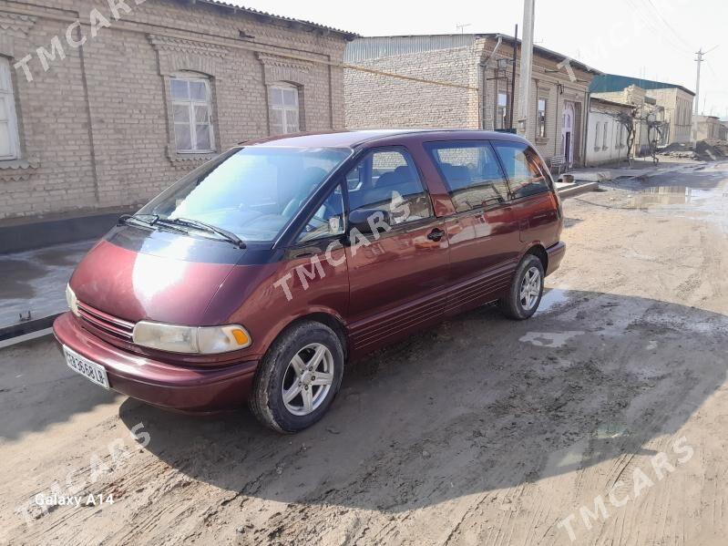 Toyota Previa 1992 - 75 000 TMT - Çärjew - img 2