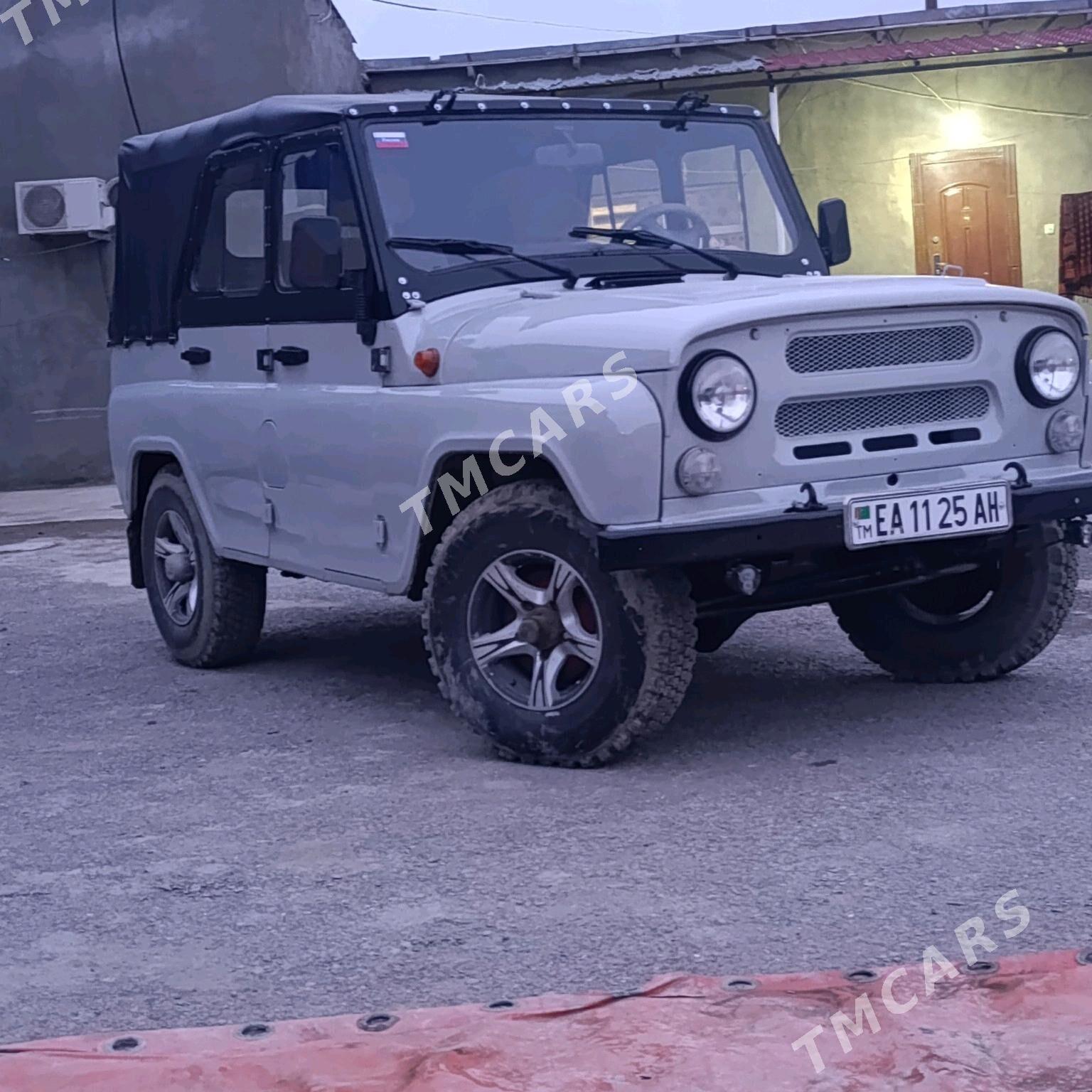 UAZ 469 2002 - 80 000 TMT - Bäherden - img 2