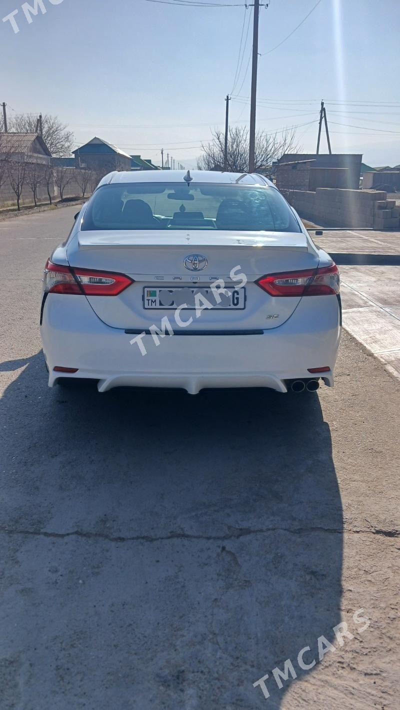 Toyota Camry 2019 - 270 000 TMT - Бузмеин - img 3