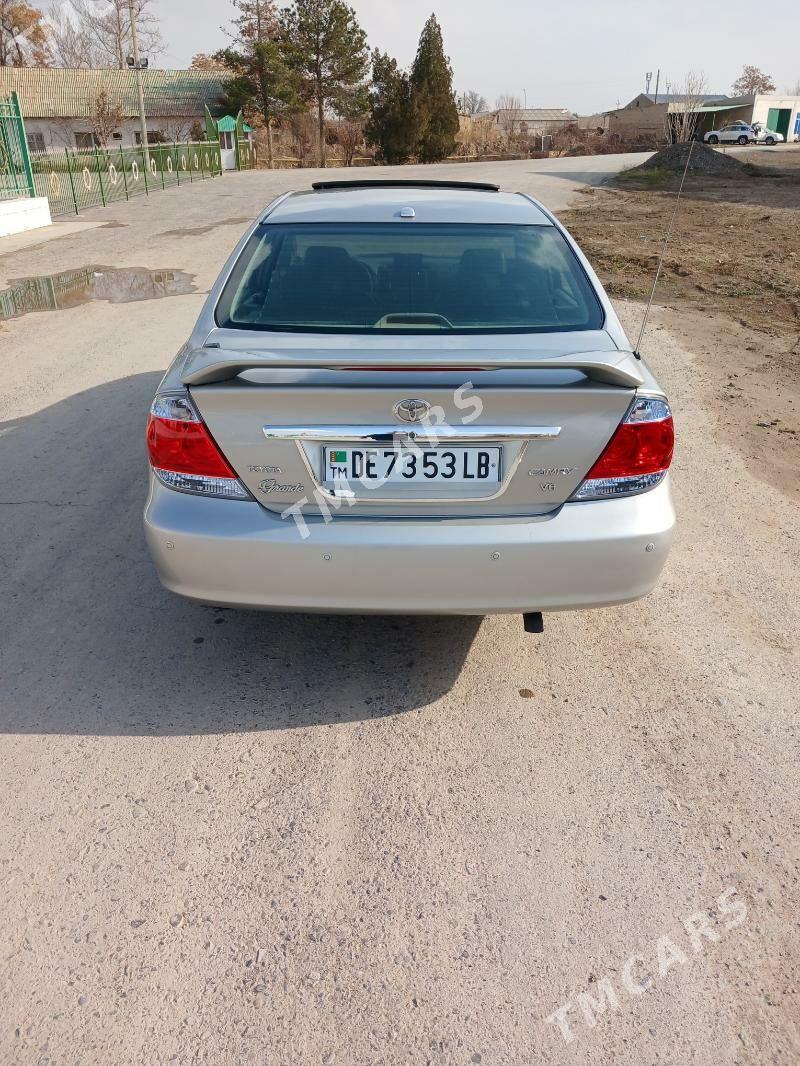 Toyota Camry 2002 - 185 000 TMT - Halaç - img 3