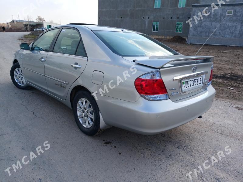 Toyota Camry 2002 - 185 000 TMT - Halaç - img 5