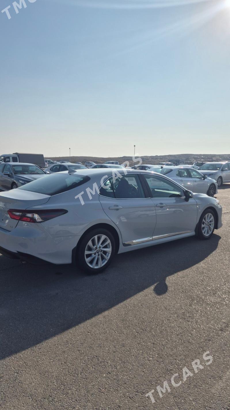 Toyota Camry 2022 - 340 000 TMT - Aşgabat - img 3