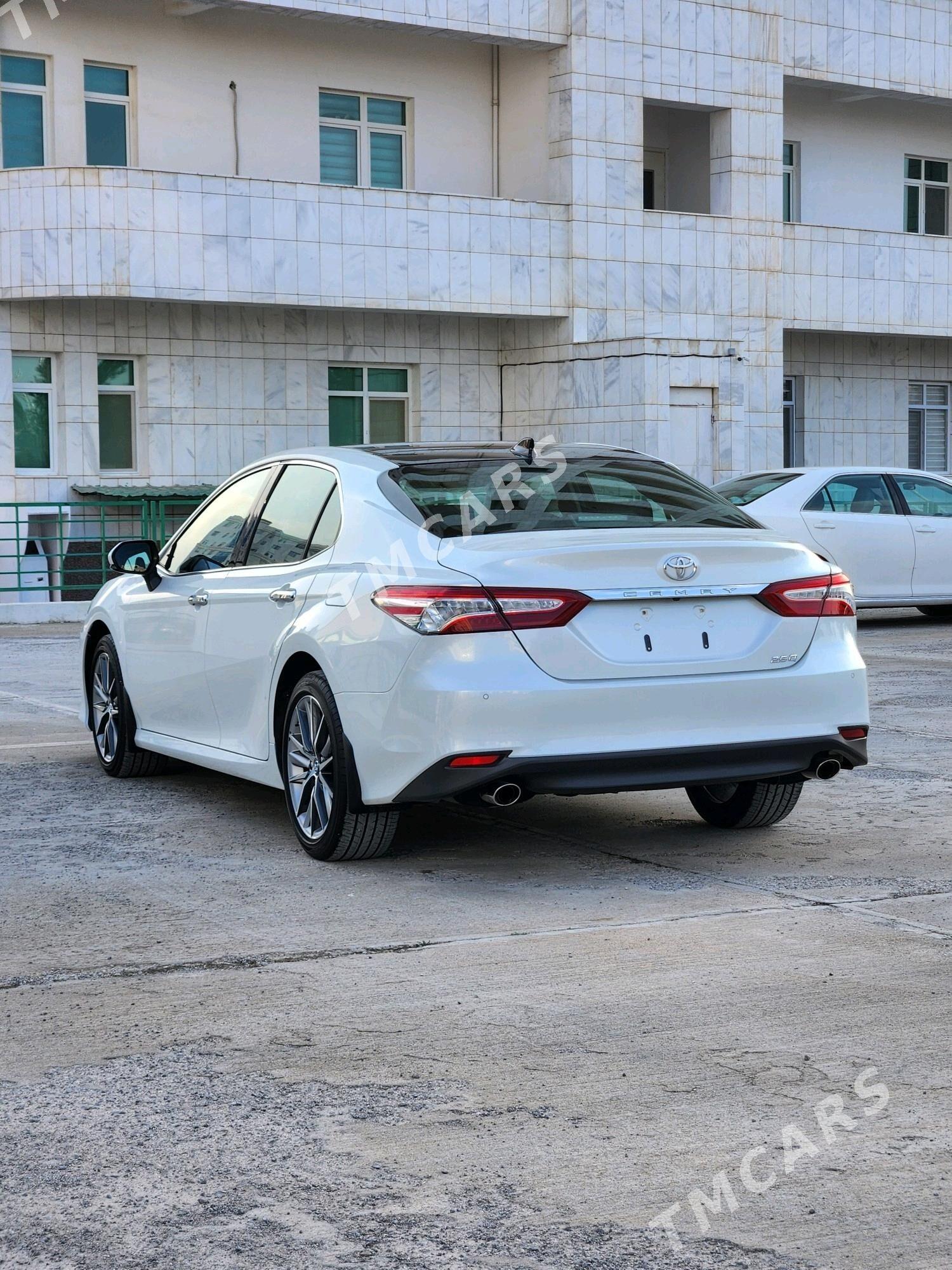 Toyota Camry 2024 - 575 000 TMT - Podwoýski köç. (Bitarap Türkmenistan şaýoly) - img 5