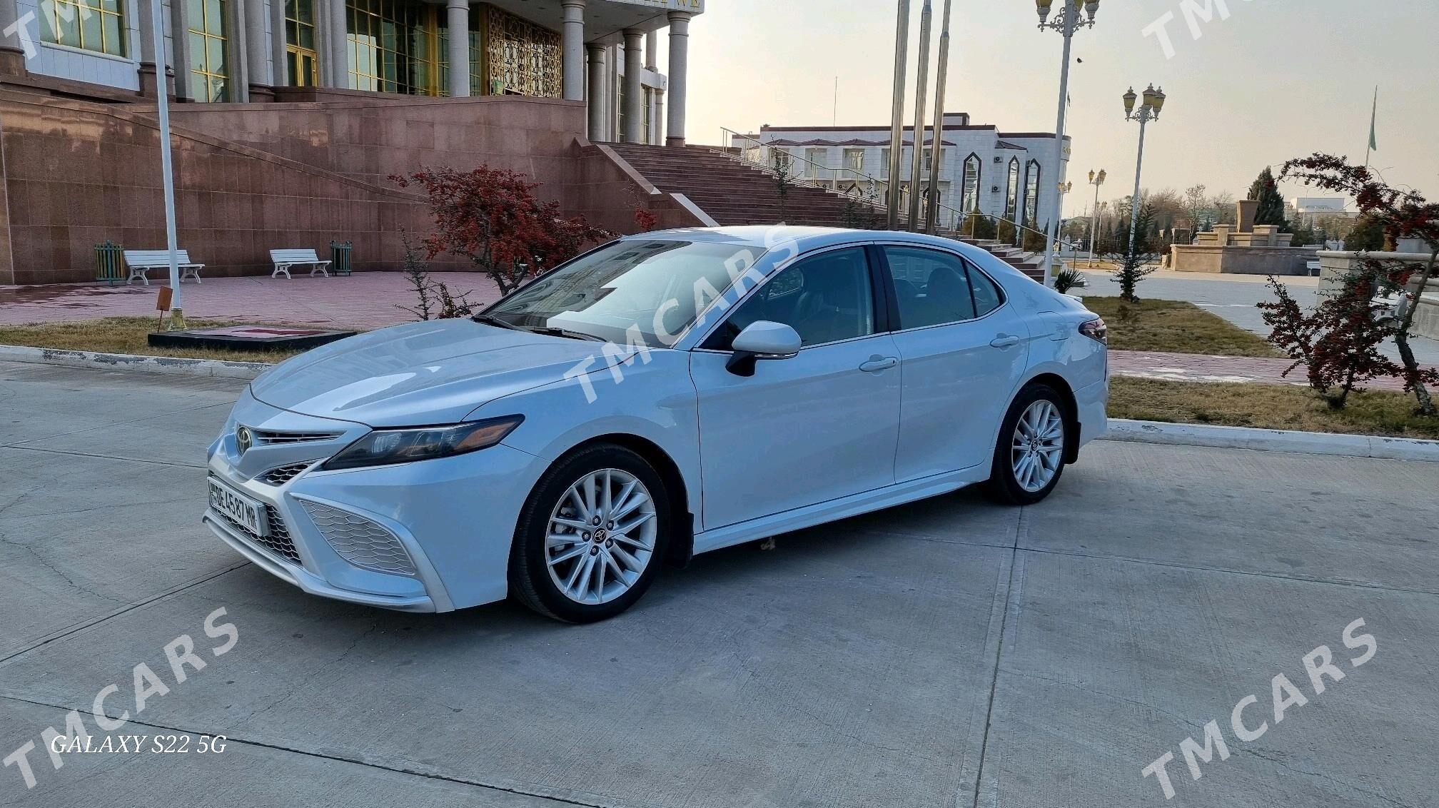 Toyota Camry 2022 - 390 000 TMT - Мары - img 4