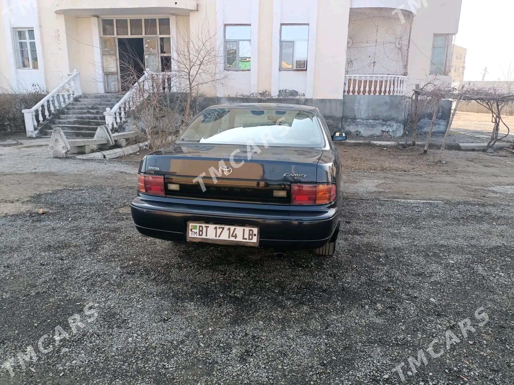 Toyota Camry 1992 - 85 000 TMT - Туркменабат - img 7