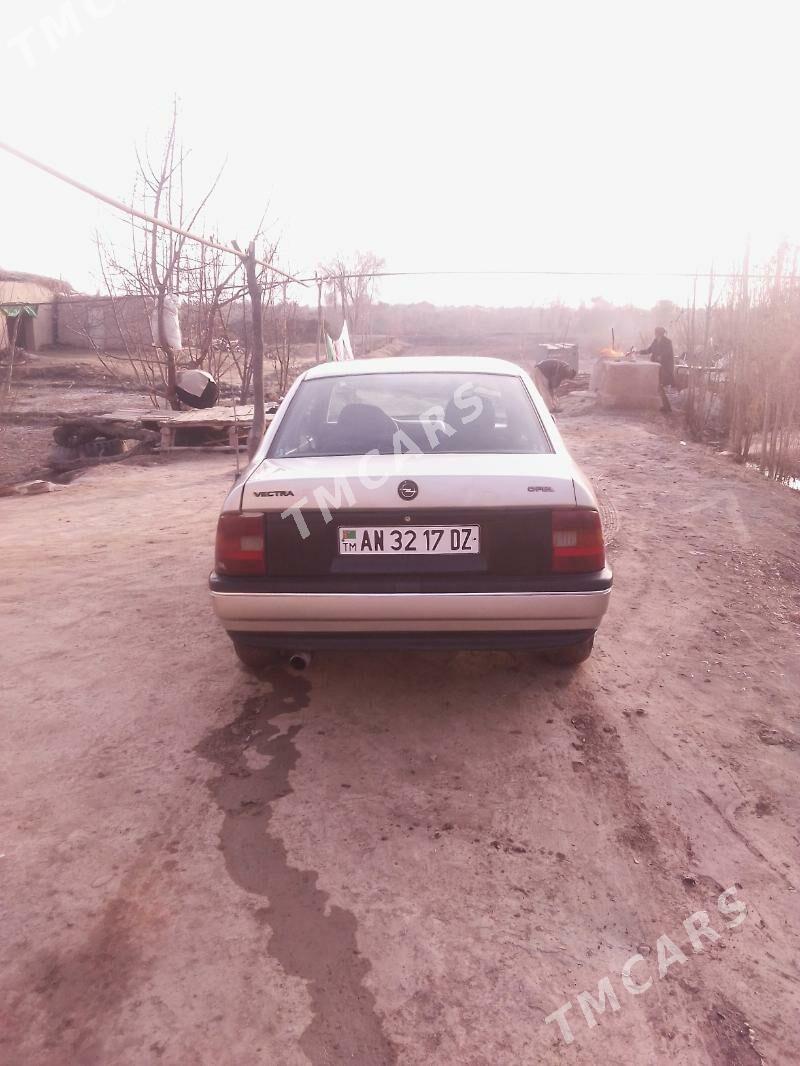 Opel Vectra 1991 - 24 000 TMT - Губадаг - img 2