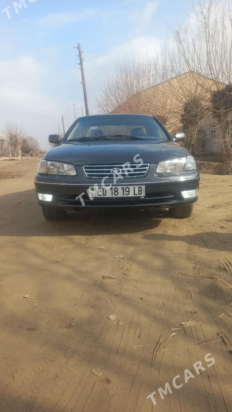 Toyota Camry 2001 - 130 000 TMT - Халач - img 6